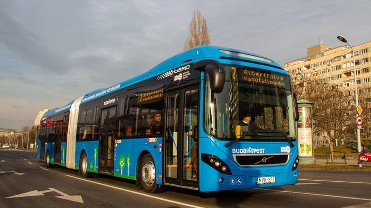 First Diesel-Electric Hybrid Buses Hit The Road In Budapest
