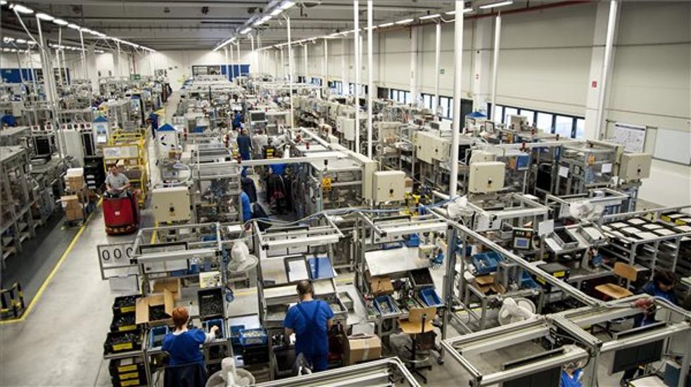 Swedish Company To Create 700 New Jobs In W Hungary