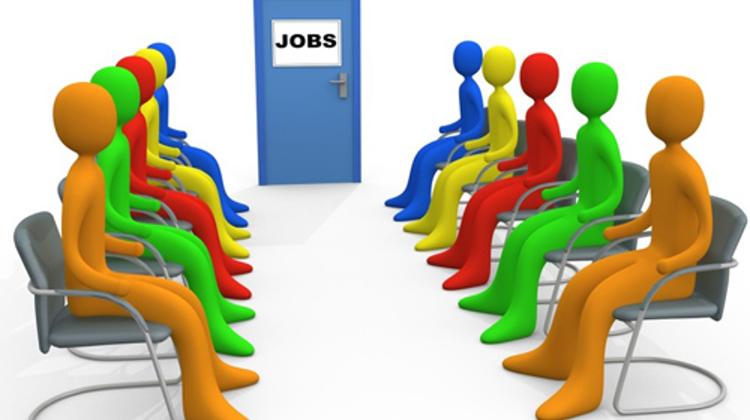 Report: Number Of Registered Jobseekers Increases In Hungary