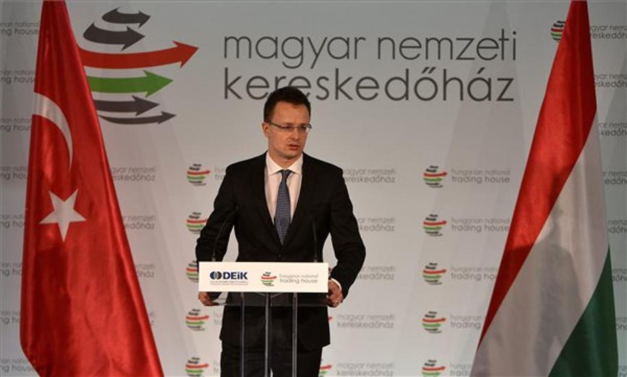 Hungary’s Foreign Minister Says He’s Not Aware Of Govt Reshuffle Plans