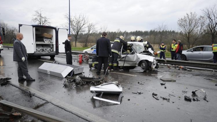 Three Greek Footballers Injured In Fatal Crash On Their Way To Airport