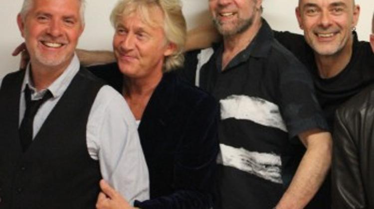 Manfred Mann's Earth Band (UK), A38 Ship Budapest, 12 April