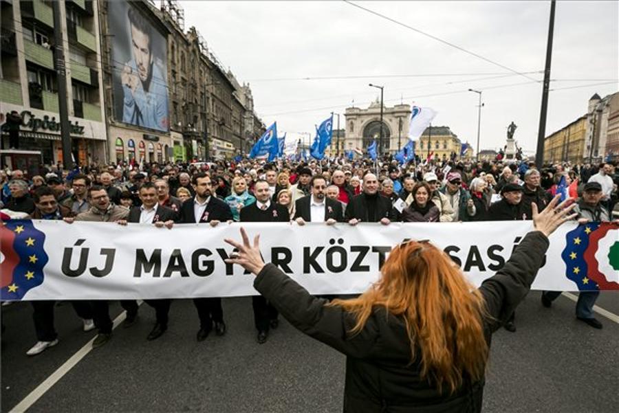Pro- And Anti-Gov’t Protesters Scuffle In Budapest