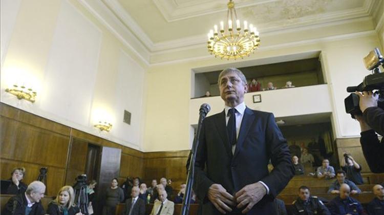 Former PM Gyurcsány Testifies On 2006 Anti-Government Riots