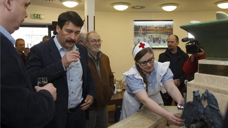 President Áder Encourages Conservation On World Water Day