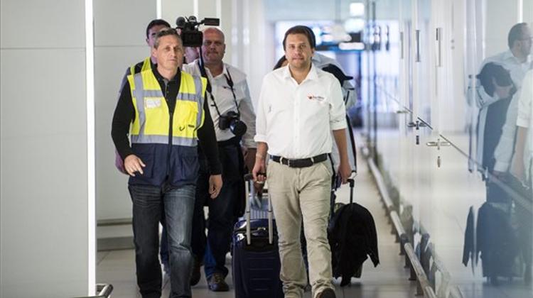 Tóásó Arrives In Hungary