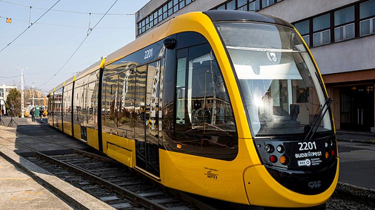 First CAF Tram Presented In Budapest
