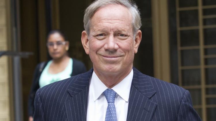 Former NY Governor Becomes First-Ever Hungarian American To Launch Presidential Bid