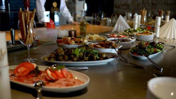 See What Happened @ Italian Festival 2015 In Budapest