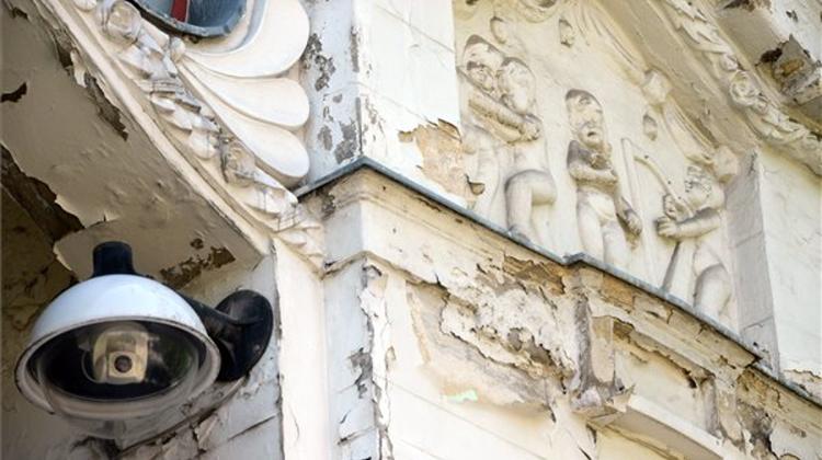 Govt To Support German Theatre Revamp In SW Hungary