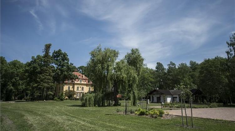 Hungary Preparing For Huf 100bn Castle Renovation Programme