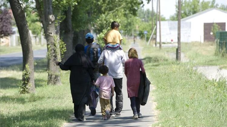 Refugees Should Not Be Sent Back To Hungary