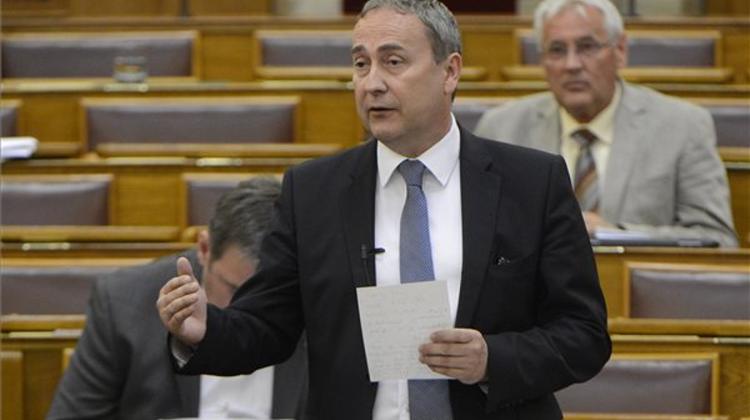 Hungarian Gov’t Preparing Anti-Immigrant Ad Campaign