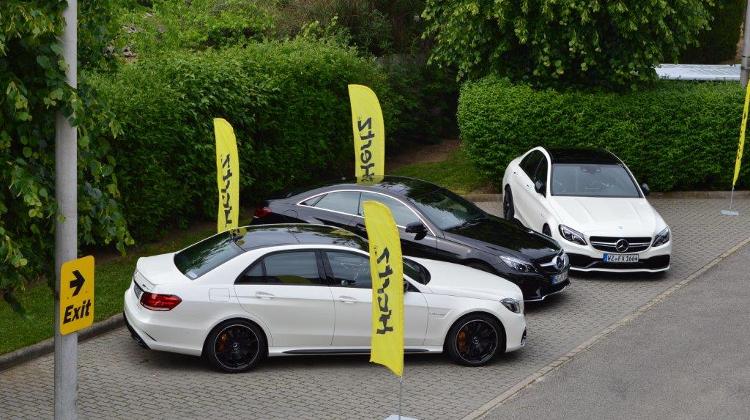 Mercedes Racing Cars At Hertz Starting Grid, Raring To Go