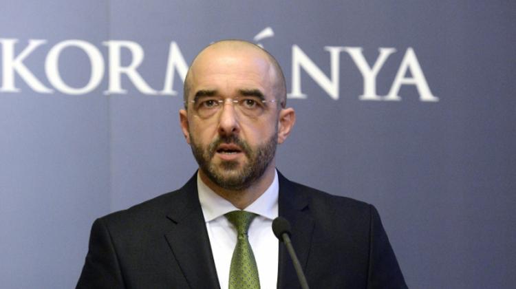 Most Hungarians Support Stricter Migration Rules