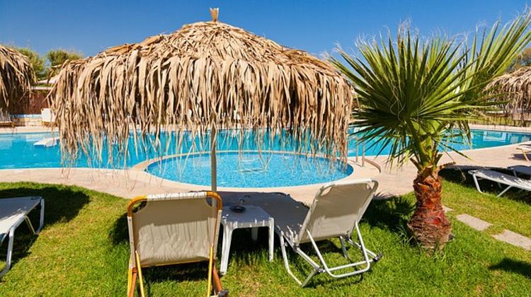 Internet Vital For Many Hungarian Holidaymakers