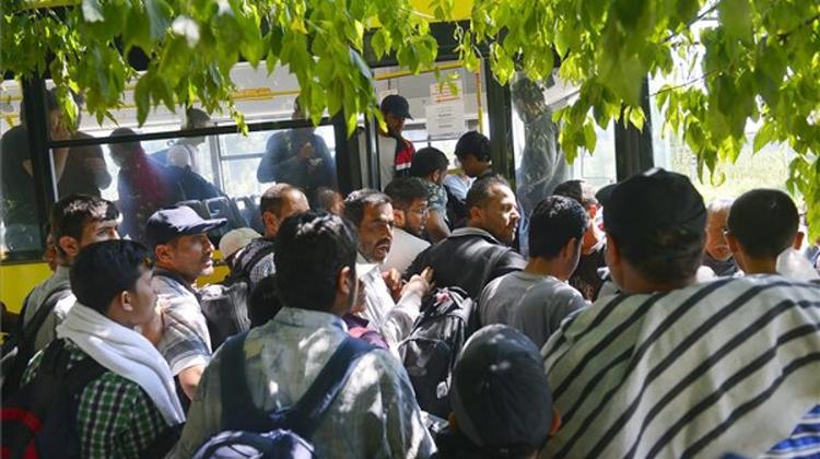 Barbed Wire On Hungarian Border Fails To Stop Migrants