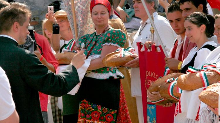 Consecration Of The Bread, Budapest, 20 August
