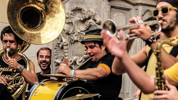 Always Drinking Marching Band (E) @ Sziget Budapest, 16 August 6.15 pm