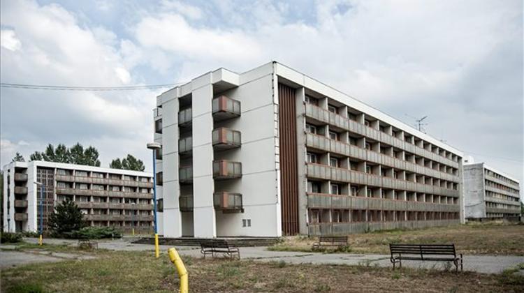 Refugee Camps In Hungary To Receive National Security Institution Status