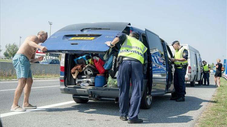 Iraqi Migrants Freed From Abandoned Minivan In Hungary Near Austrian Border