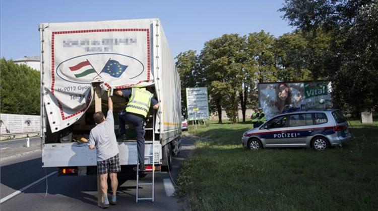 Hungarian Motor Way M1 Tailbacks