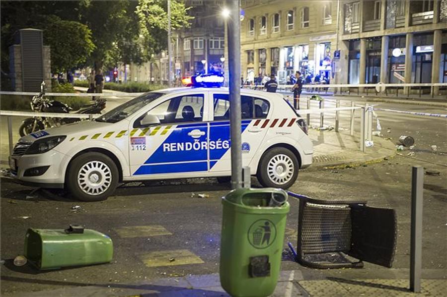 200 Hooligans Caused Midnight Panic In Downtown Budapest