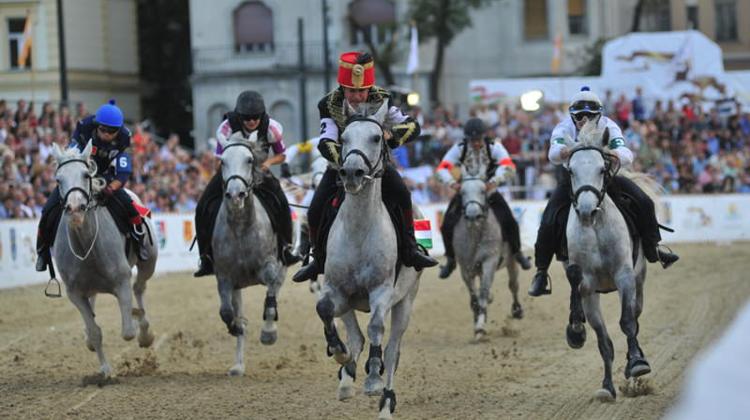 National Gallop, Heroes Square Budapest, 18 - 20 September