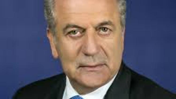 Avramopoulos: EU Ready To Give Further Help To Hungary