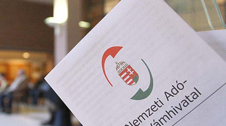 Almost 3,600 Individuals, 3,100 Companies On Hungarian Tax Authority’s Blacklist