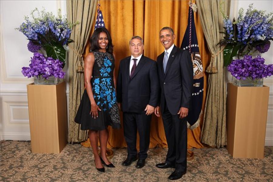 Hungary’s PM Orbán Meets US President Barack Obama & His Wife Michelle Obama In New York