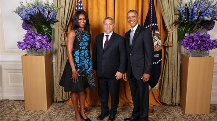 Hungary’s PM Orbán Meets US President Barack Obama & His Wife Michelle Obama In New York