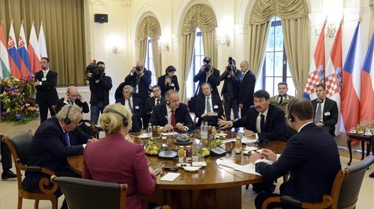 Szijjártó: V4 Agree To Help Patrol Hungary’s Border