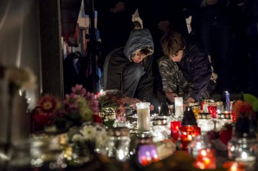 Masses Of Mourners At Budapest French Institute
