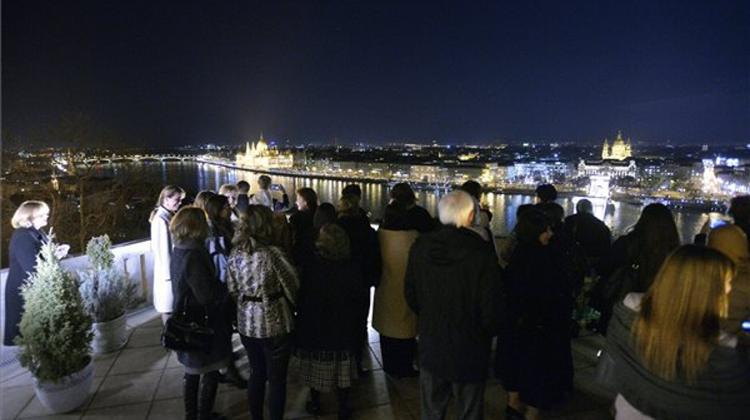 Diplomat Spouses Visit Sándor Palace In Budapest