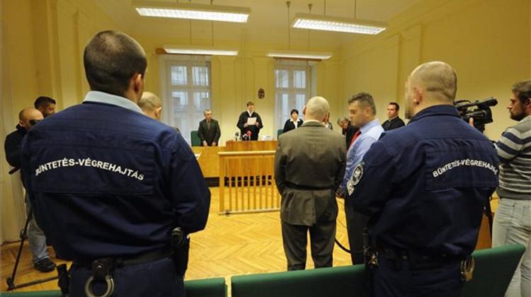 Hungarian Police Launch Over 1,000 Investigations Into People Smuggling