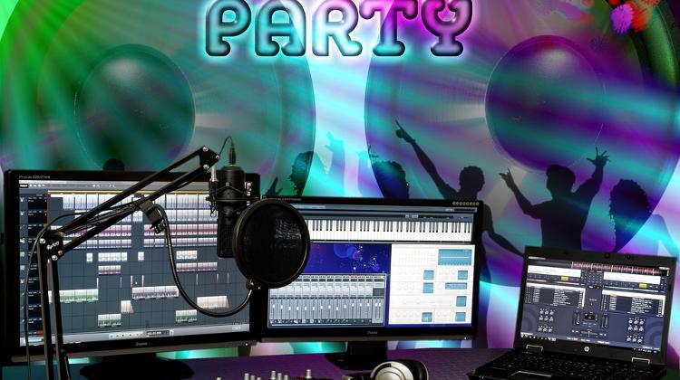 Pre-New Year’s Eve, A38 Ship Budapest, 30 December