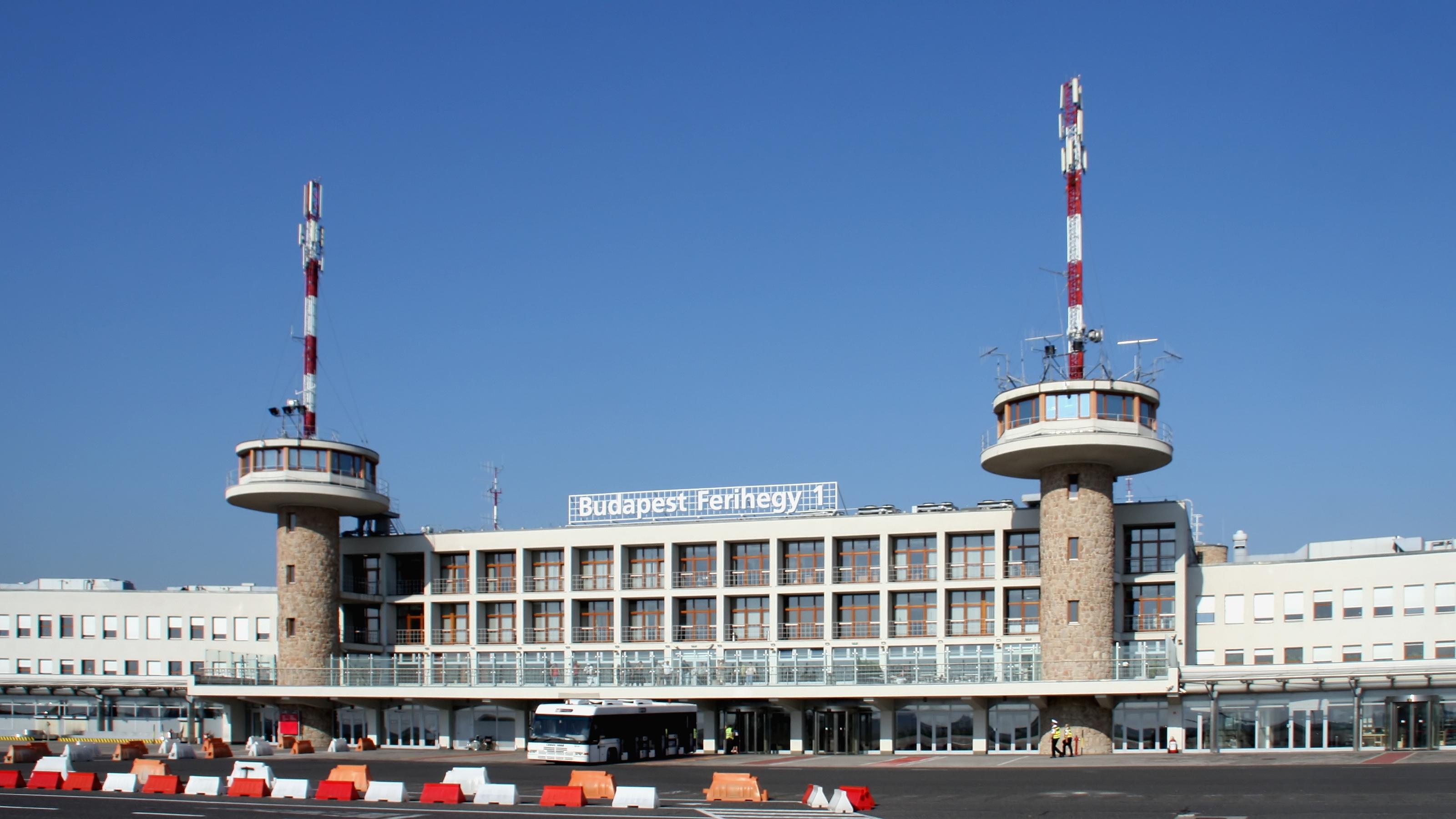 Former Liszt Ferenc Terminal In Budapest Could Be Transformed Into Aviation Exhibition