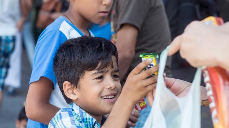 Rétvári: EC Failed To Grant Hungary Aid To Help Migrant Children