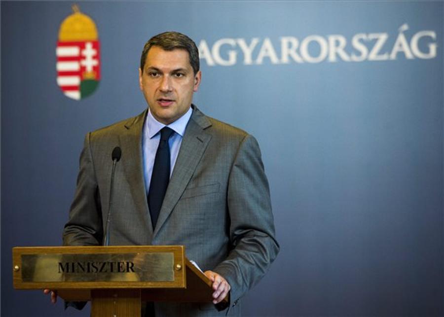 Lázár: People Have Right To Express Opinion On Court Rulings