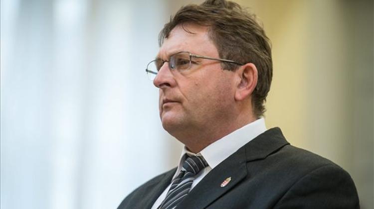 Court Fines Mayor Who Beat Partner