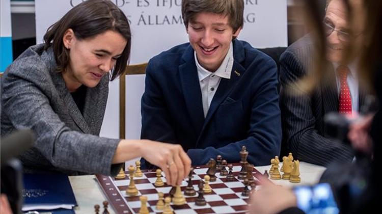 Hungary To Host Conference On CoE Children’s Rights Strategy In May