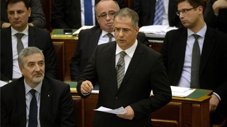 Fidesz Open To Teachers ’Demands’