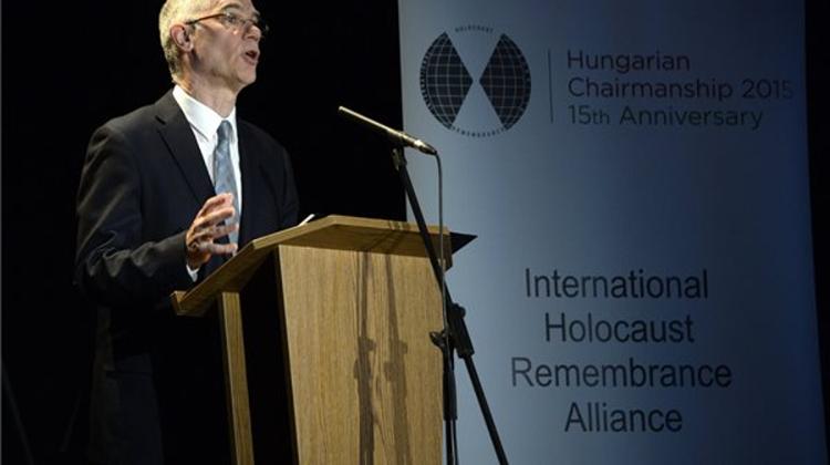 Balog Hails Roma Culture At Holocaust Remembrance