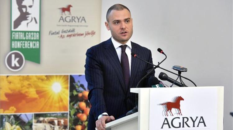 Csepreghy Urges New EU Approach To Global Challenges