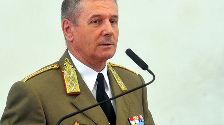 Hungarian Army Fully Prepared To Protect Border