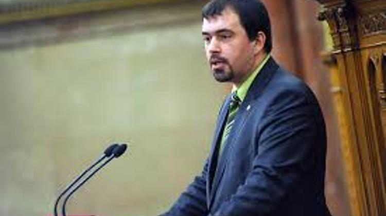 Serbian Court Calls On Jobbik To Close Local Office