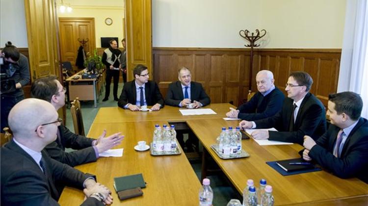 EU 'Finally Comes Round To Hungarian Point Of View’