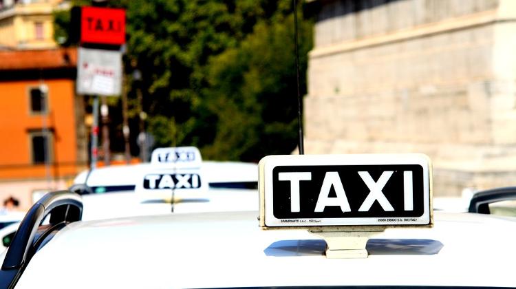 Govt To Introduce New Sanction On Illegal Taxi Services