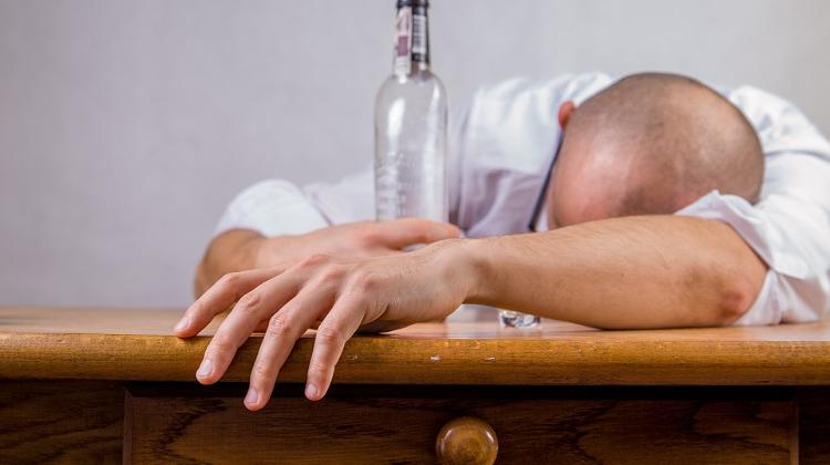 Toxicologist Concerned About Rising Alcoholism In Hungary